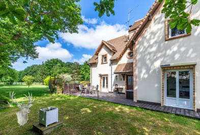 Belle maison familiale avec 5 chambres et sous-sol total