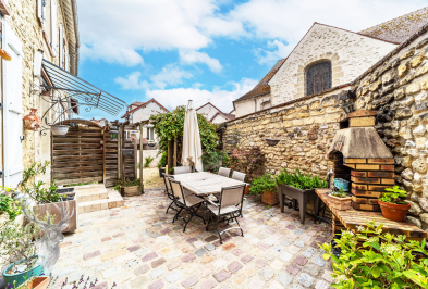 Charmante maison en pierre avec 4 chambres