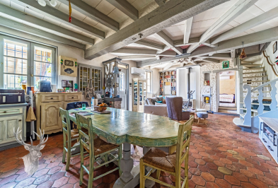 Belle maison de caractère aves ses dépendances