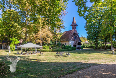 Demeure de caractère avec dépendances et son parc