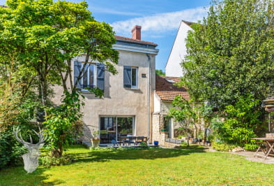 Belle maison familiale avec 4 chambres en centre-ville