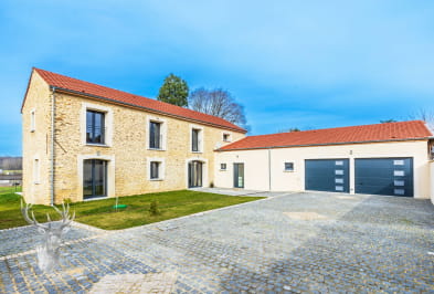 Maison ancienne rénovée à pied de la gare
