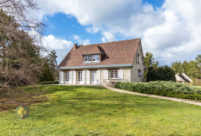 Maison de caractère avec 3000 m² de terrain