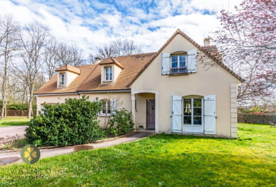 Grande maison de 180 m² avec 3000 m² de terrain