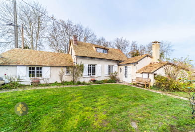 Maison de charme avec 4000 m² de terrain