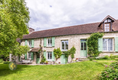 Propriété de caractère avec 2 hectares